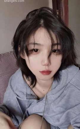 新反差婊举牌福利-guai&jink_丽丝库