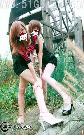 王朝贵足 No.136 糖糖可儿连身黑裙户外清纯丽人系列B_丽丝库