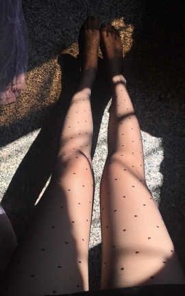 足控福利-微博上的那些美足小姐姐 012_丽丝库