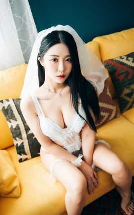 Bomi - LOOZY Holiday_丽丝库