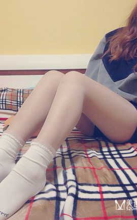 美莲色女生足控app的棉袜香浓套图合集 part1_丽丝库