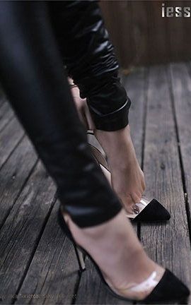 异思趣向IESS美足写真 丝足便当033 《窒息之美》_丽丝库