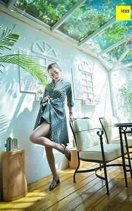 异思趣向IESS美足写真 丝享家108 秋秋《灰丝就是这么玩的》