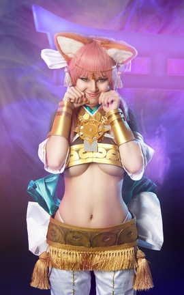 Disharmonica-Cosplay Tamamo-no-Mae Goddess form_丽丝库