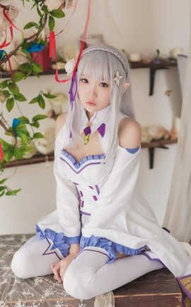 瓜希酱-艾米莉亚_丽丝库