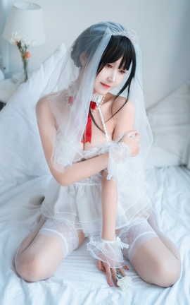 三度_69 婚纱孔雀翎_丽丝库