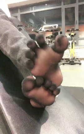 套路直播-清清-五趾黑丝 第一视角榨精[720X1280][5分3秒]_丽丝库