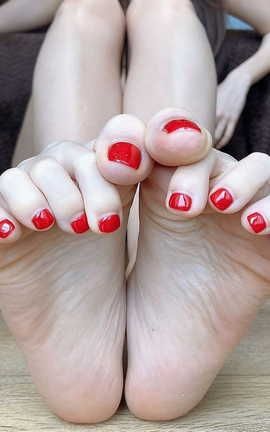 美足网红Wu Yi恋足Instagram part15_丽丝库