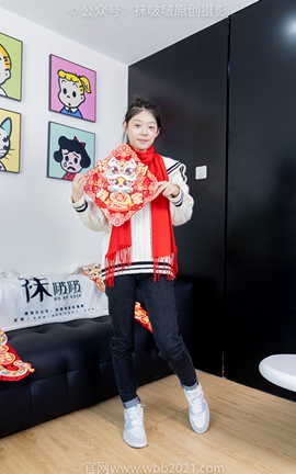 袜啵啵BoBoSocks NO.481 糯米-板鞋、白棉袜、裸足、对联迎新春，半脱袜子剧情_丽丝库