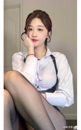 轩子巨二兔 微密圈 新年快乐_丽丝库