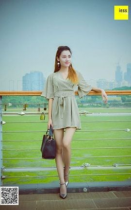 异思趣向IESS美足写真 丝享家123 晶晶《闪光灯下的灰丝》