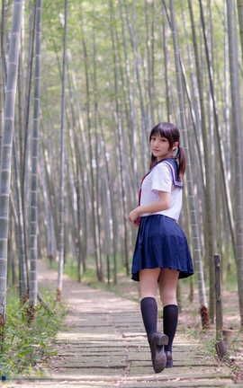 爱露出全站付费资源-丝袜美女  小丁系列-阳光海滩_丽丝库