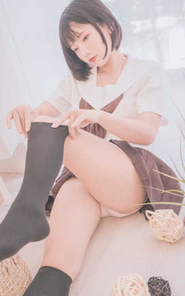 Messie Huang Gascogne swimsuit_丽丝库