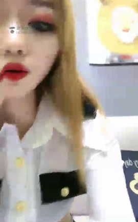 套路直播-浅夏-超美网袜红绿灯[544X960][21分26秒]_丽丝库