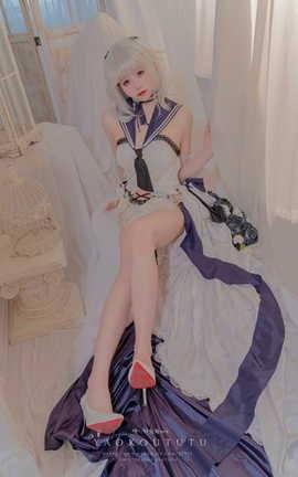 咬一口兔娘 梳妆的大小姐可畏_丽丝库