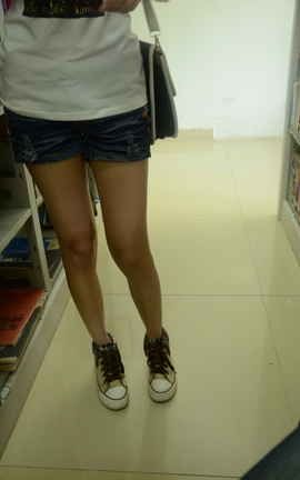 站前女神 恋足美腿棉袜女神级摄影套图 081_丽丝库