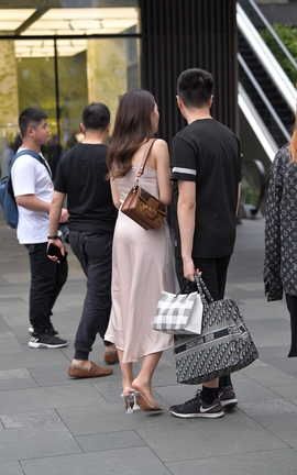 精选街拍作品 NO.0776 视觉冲击街拍作品 窈窕淑女 谁不好求_丽丝库