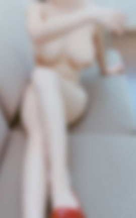 aw-kiky女神吴温琪视频合集_丽丝库