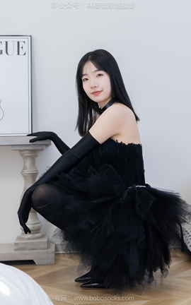 袜啵啵BoBoSocks NO.487 小甜豆 高跟鞋、油亮厚黑丝、黑色丝手套_丽丝库