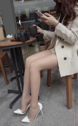 魔镜街拍-视频mp190202s2[2160X3840][1分26秒]_丽丝库