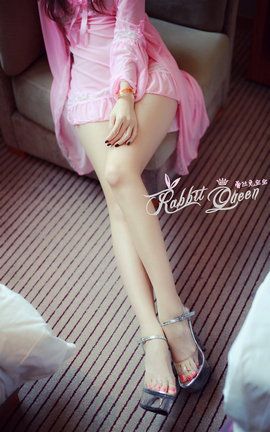 蕾丝兔宝宝无圣光写真-2013-01D沙發粉紅_丽丝库