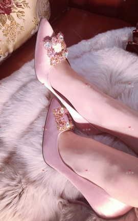 丝月神-2018.12.05肉丝香槟色方扣高跟_丽丝库