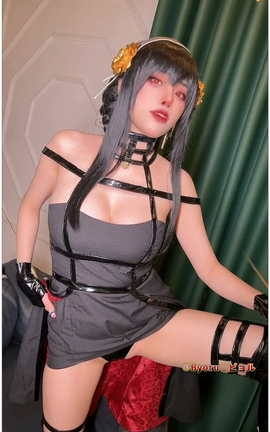 Byoru Yor ForgerV03[1080X1920 27秒]_丽丝库