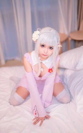 蠢沫沫 蠢沫沫 NO.005 艾米莉亚的睡衣_丽丝库