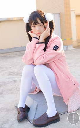 稚乖画册 NO.019 晴空 06 夜夜 天台粉裙_丽丝库