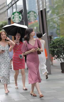 精选街拍作品 NO.0115 时尚包臀裙美女_丽丝库