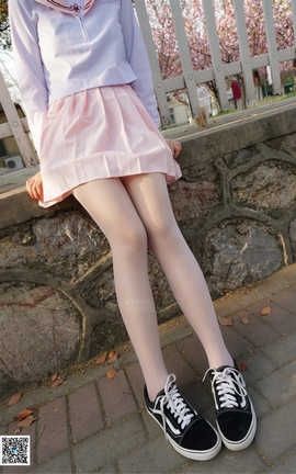 妖精视觉 No.106 苏苏 初冬的学院白丝袜_丽丝库