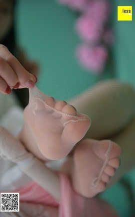 异思趣向IESS 丝享家  2018.10.21  No.342：七七 - 七七梦幻拖跟肉丝_丽丝库