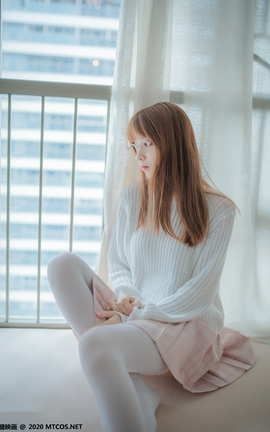 喵糖映画 VOL.077 粉格裙的眼睛娘_丽丝库