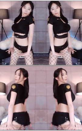 虎牙 暖暖(周童潼)-直播 魔法书福利 V765[1920X1080][3分43秒]_丽丝库