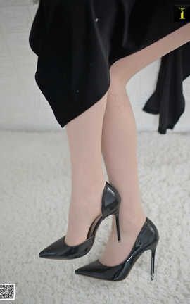 异思趣向IESS 丝享家  2019.11.11  No.607 秋秋《云芝长款开衩旗袍》_丽丝库