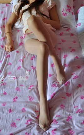 丝间舞 原创个人丝袜摄影 NO.312 低腰蕾丝花边肉色裤袜_丽丝库