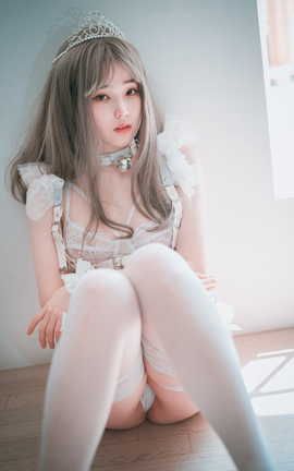 韩国写真杂志-DJAWA BamBi Reine de Blanc A side_丽丝库