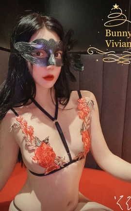 爱丝袜的Vivian姐-火辣三点式_丽丝库