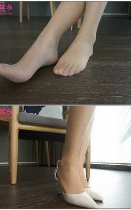 大生模拍视频写真 No.122 依依 珠光亮丝[1280X720][6分0秒]_丽丝库