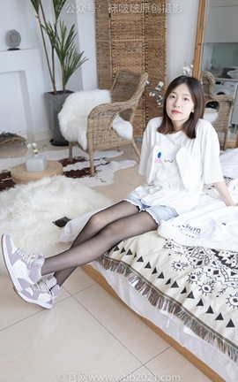 袜啵啵BoBoSocks NO.233 小甜豆-板鞋、黑丝_丽丝库