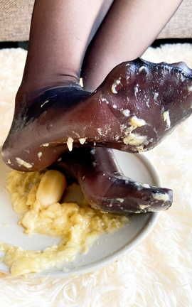 乔伊丝-香蕉x_丽丝库