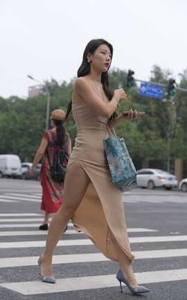 精选街拍作品 NO.1291 一始街拍作品 黄裙女子 part3_丽丝库