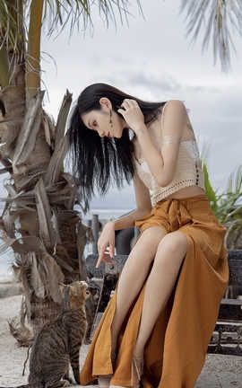 南桃Momoko-黄裤_丽丝库