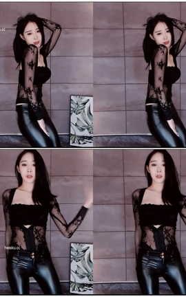 虎牙 暖暖(周童潼)-直播 魔法书福利 V192[1920X1080][4分45秒]_丽丝库