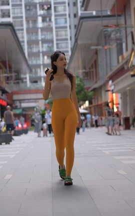 精选街拍作品 NO.1461 一始街拍作品 黄色瑜伽裤小妹 part3_丽丝库
