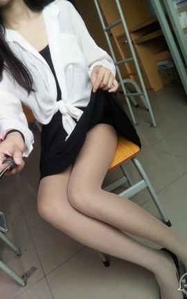 大三妹子青樱 宿舍生活_丽丝库