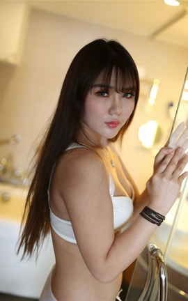 美女模特扬扬内衣私拍1_丽丝库