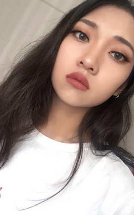 twitte高颜值博主收集 门@rfvbker_丽丝库