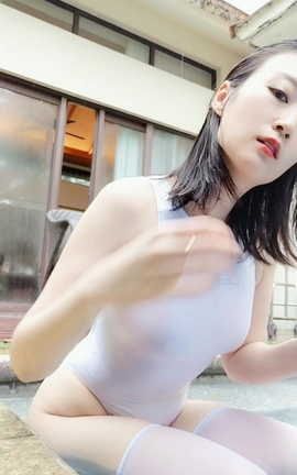 白银81-白色竞泳#1[1080X1920][21秒]_丽丝库