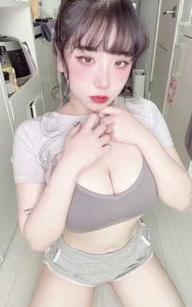 Fantrie Echi 散图视频集合 part4_V12[720X1280][1分51秒]_丽丝库